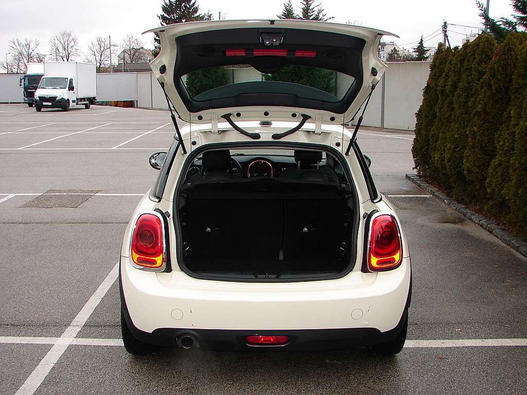 6344ed97-663f-4b20-ba05-799148fd19ed_67555699-0f6a-4a31-998d-19f67ffd6087 bei Automobile B.Unger in 