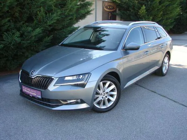 Skoda Superb Kombi 2,0 TDI Ambition DSG *** NAVI, LEDER, STA…