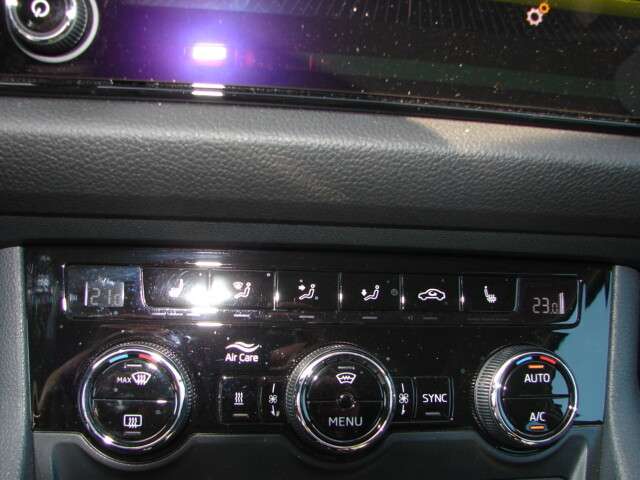 eaa7ed91-d467-4fe5-9b45-9d9294185e6a_1ef1effe-237b-4b20-b3ef-93783ae009cf bei Automobile B.Unger in 