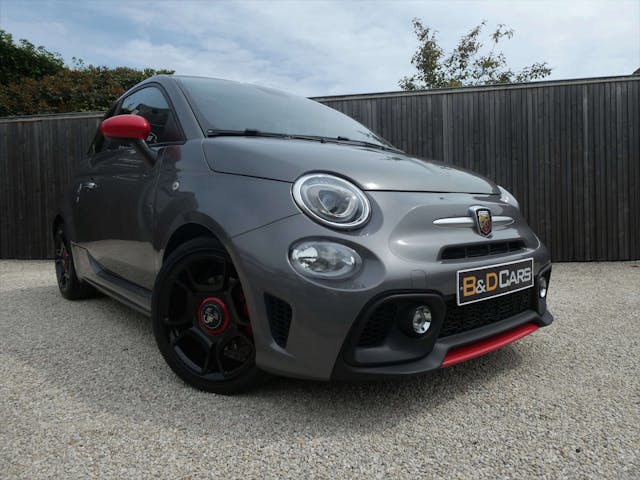 Abarth 595 1.4 T‑Jet Pista (EU6d-TEMP) 70TH ANNIVERSARY bei B&D Cars in 8791 - Beveren-Leie