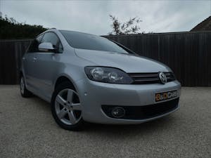 Volkswagen Golf Plus 1.4 TSI Comfortline DSG ZETELVERW./PDC/CRUISE/16″ bei B&D Cars in 8791 - Beveren-Leie